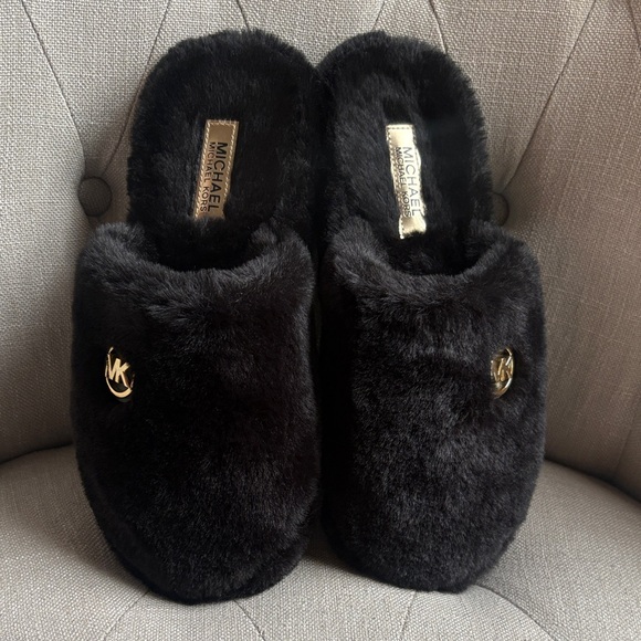 Michael Kors Black Plush Slippers - Picture 2 of 9